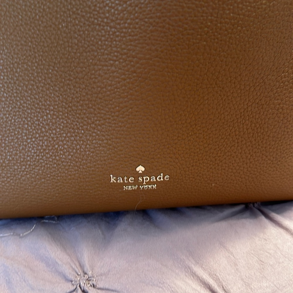 Kate Spade Leila Medium Triple Compartment Shoulder Bag